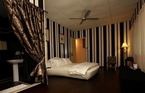 Chymes Hotel Tanjung Bungah  Extérieur photo