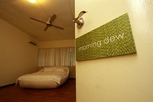 Chymes Hotel Tanjung Bungah  Extérieur photo